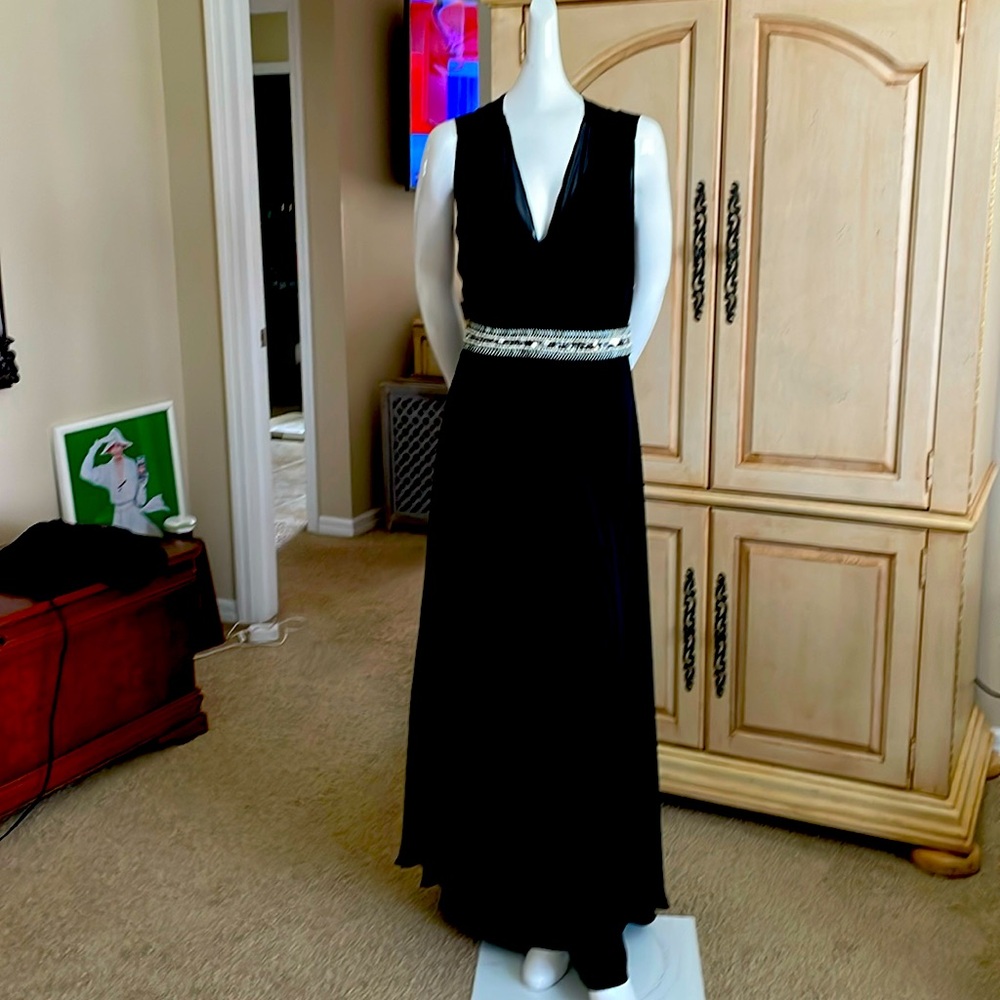 HAUTE HIPPIE Deep V-Neck High Waist Wide Leg Jumpsuit Embellished Belt Silk 6